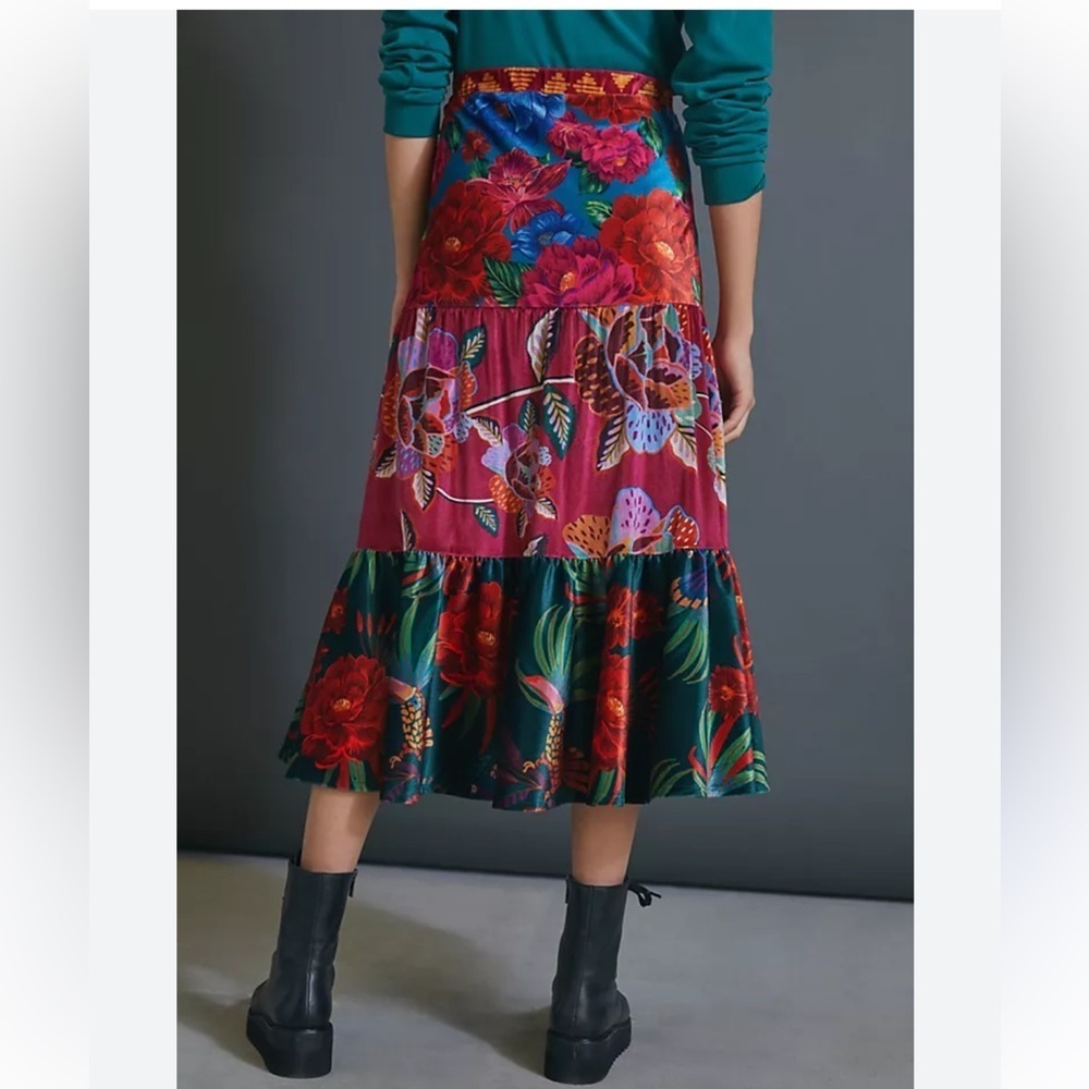 FARM Rio Drea Tiered Velvet Midi Skirt Size Medium